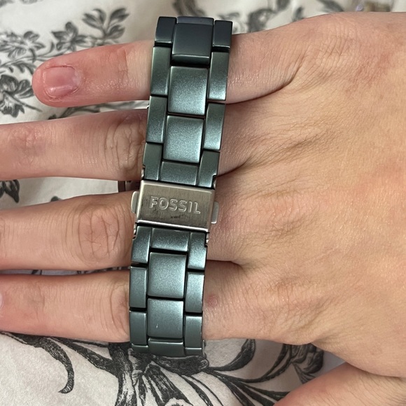 Fossil Watch - Picture 2 of 4